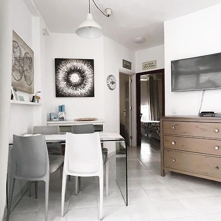 Lovely Villa - Pool Front, Private Roof Terrace, Wifi Fiber Optic คอร์ราเลโฮ ภายนอก รูปภาพ