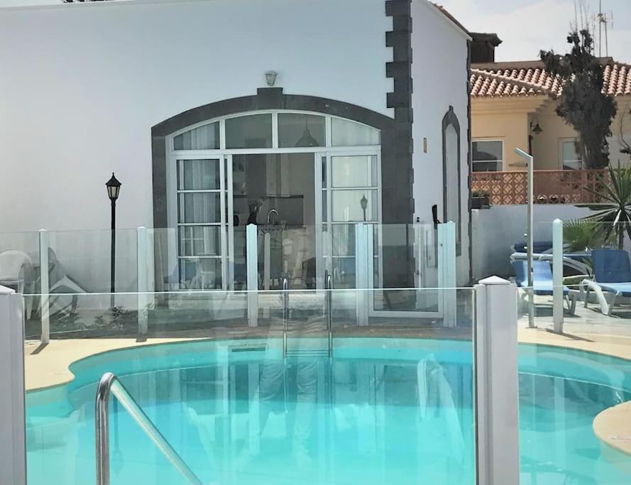 Lovely Villa - Pool Front, Private Roof Terrace, Wifi Fiber Optic คอร์ราเลโฮ ภายนอก รูปภาพ